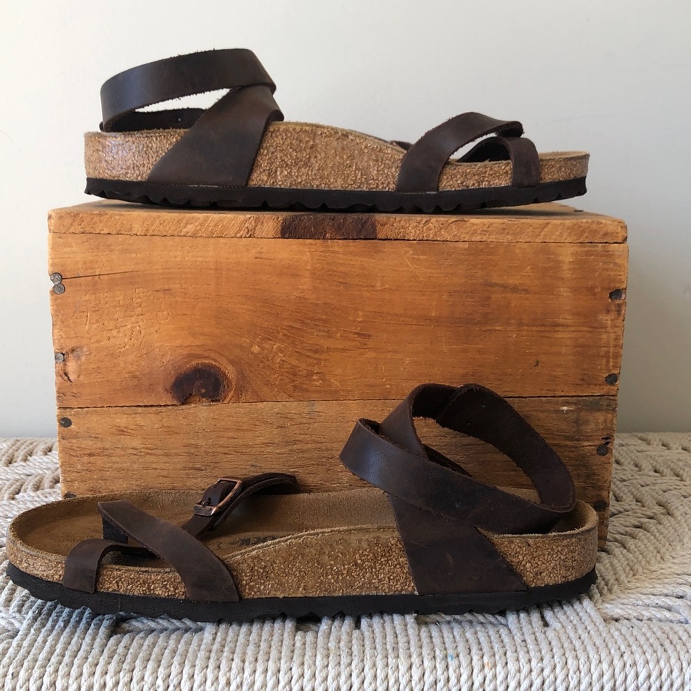 Birkenstock Yara Sandals - Picture 4 of 6